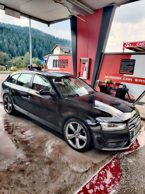 Audi - A4 - 2.0 TDi