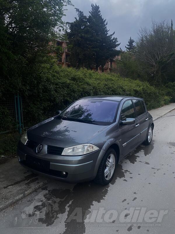Renault - Megane - 2.0
