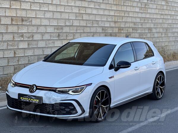 Volkswagen - Golf GTI - 2.0tsi