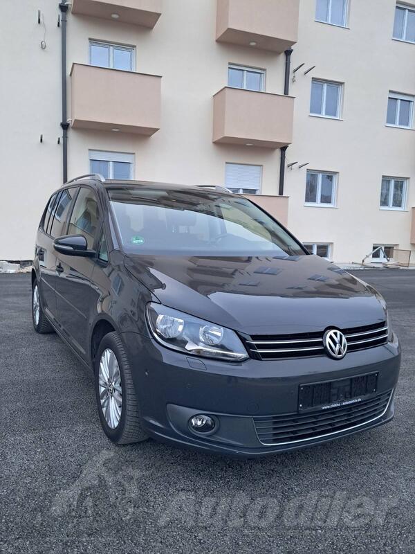 Volkswagen - Touran - 2.0