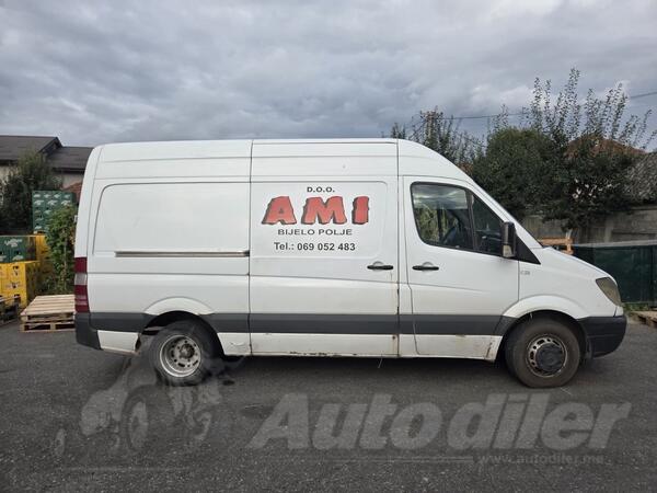 Mercedes Benz - Sprinter