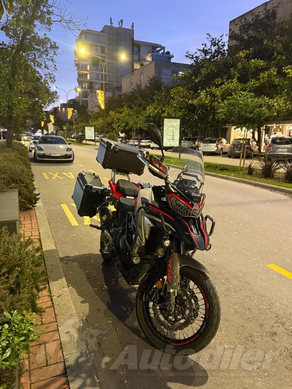 Benelli - TRX 702x