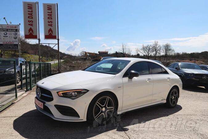 Mercedes Benz - CLA 200 - d 150KS 8G-Tronic 3xAMG+NIGHT PAKET FULL-LED WIDESCREEN Kamera ParkAssist