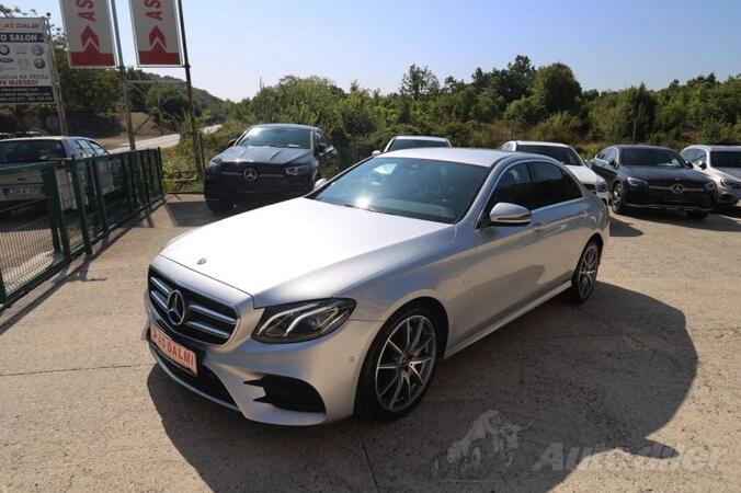 Mercedes Benz - E 200 - d 9G-Tronic 3xAMG LINE SPORTSTYLE VIRTUAL COCKPIT FULL-LED Kamera ParkAssist