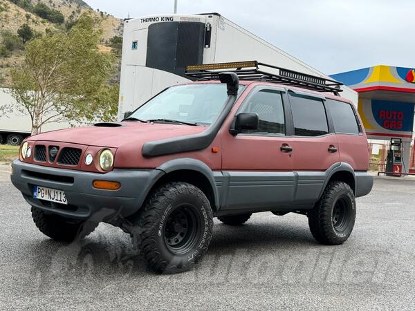 Nissan - Terrano II - 2.7 dizel