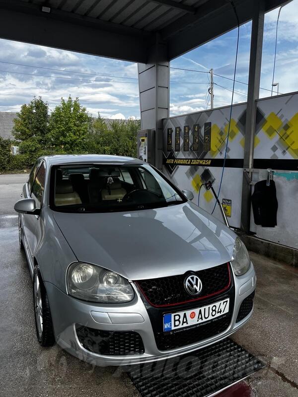 Volkswagen - Golf 5 - 1.9 66kw