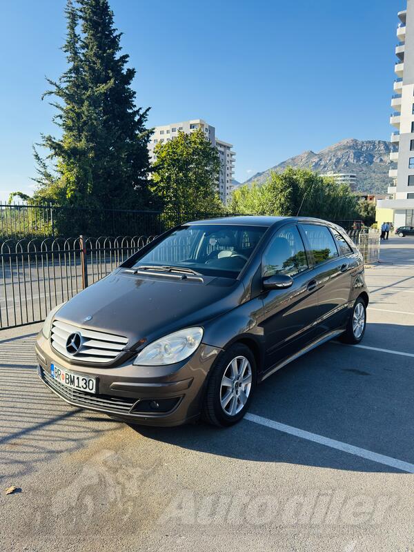 Mercedes Benz - B 180 - 2.0