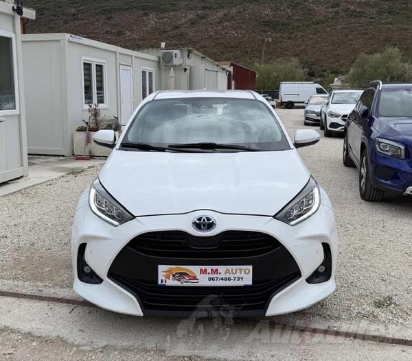 Toyota - Yaris - 1.5 HYBRID 08/2023g