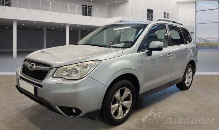 Subaru - Forester - 2.0D-4X4-Premium-11/2014
