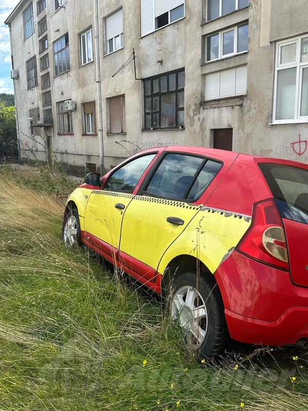 Dacia - Sandero - 1.4