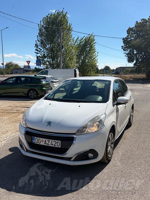 Peugeot - 208 - 1.6