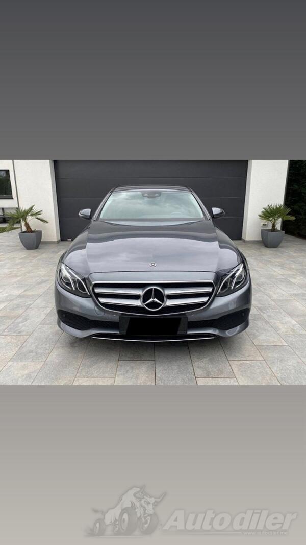 Mercedes Benz - E 220 - 2.0