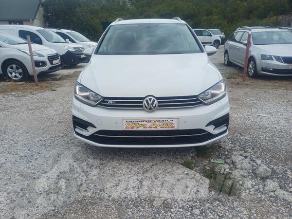 Volkswagen - Golf Sportsvan - R-line