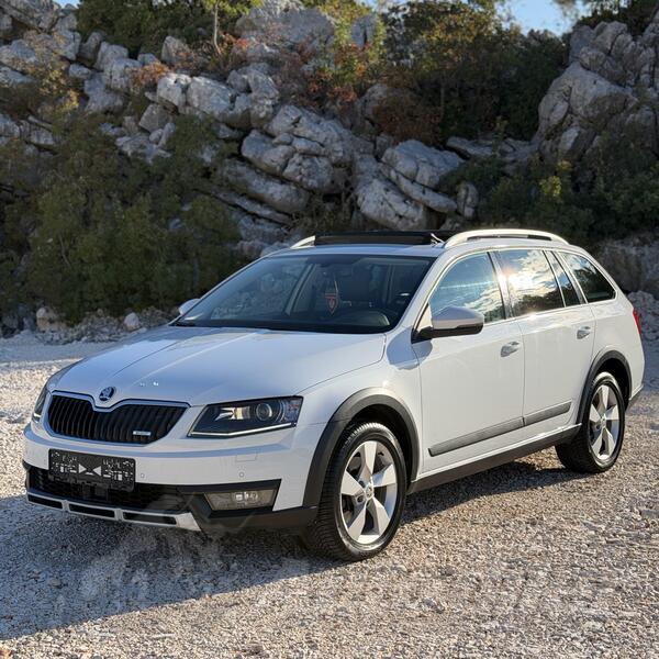 Škoda - Octavia - 4x4 SCOUT DSG