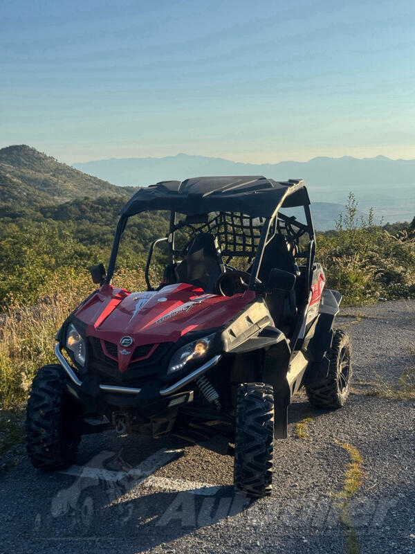 CFMoto - UTV