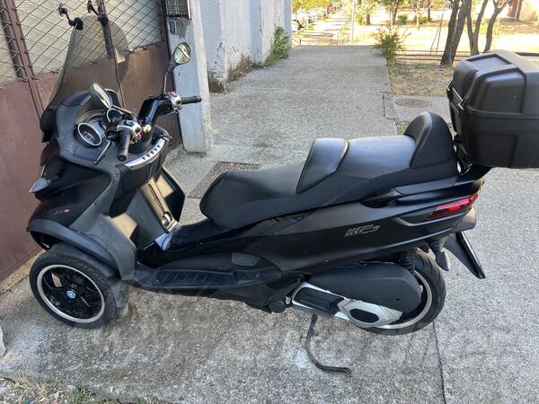 Piaggio - MP3 300lt