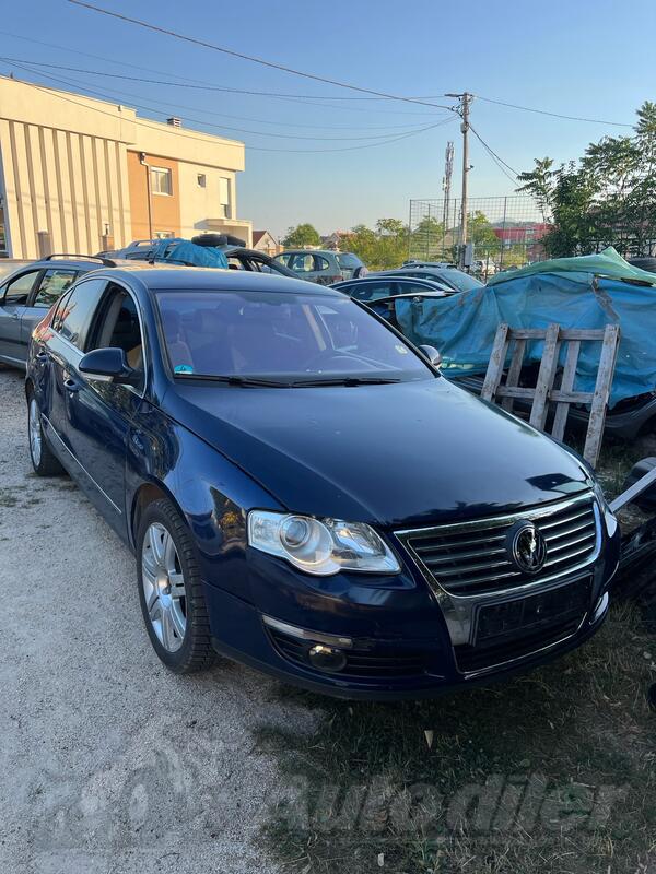 U djelovima Volkswagen - Passat 1.9 77kw