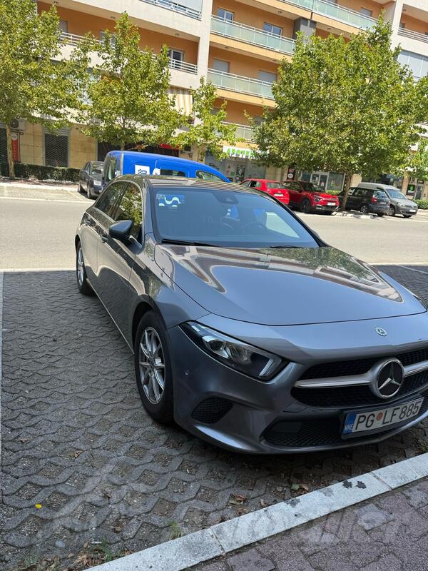 Mercedes Benz - A 180