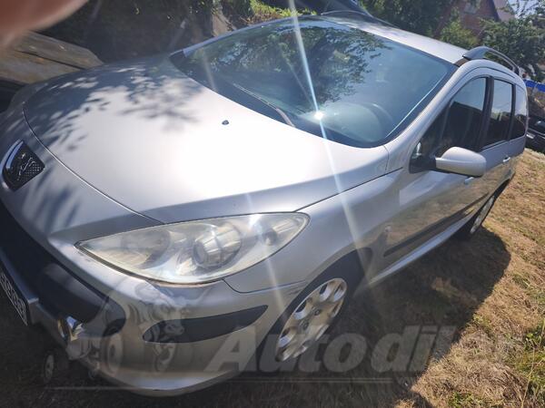 Peugeot - 307 - 1.6hdi 66