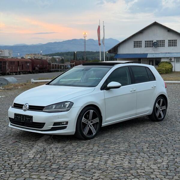 Volkswagen - Golf 7 - 2.0 Highline