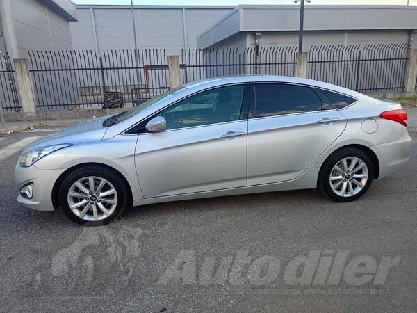 Hyundai - i40 - 1.7 crdi 100 kw 2012 god