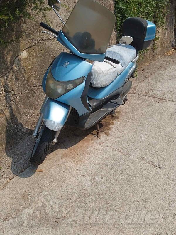 Piaggio - Beverly 250 IE