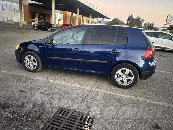 Volkswagen - Golf 5 - 1.9