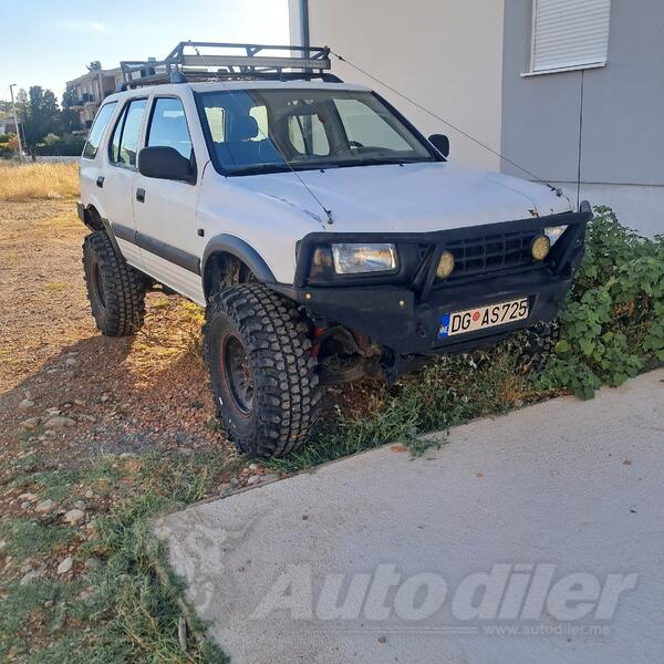 Opel - Frontera - 2,2 dti