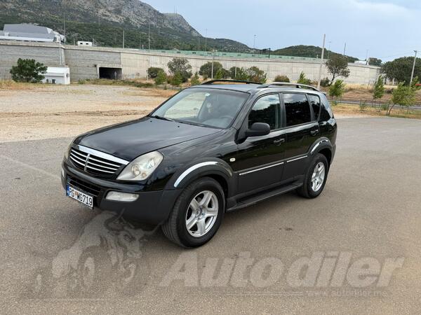 KGM - REXTON - 2.7