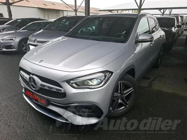 Mercedes Benz - GLA 200 - d 150 KS 8G-Tronic 3xAMG LINE FULL-LED WIDESCREEN Navigacija Kamera Par...