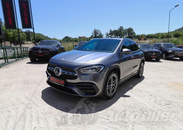 Mercedes Benz - GLA 200 - 150KS 8G-Tronic 3xAMG LINE FULL-LED VIRTUAL COCKPIT Navigacija Kamera P...