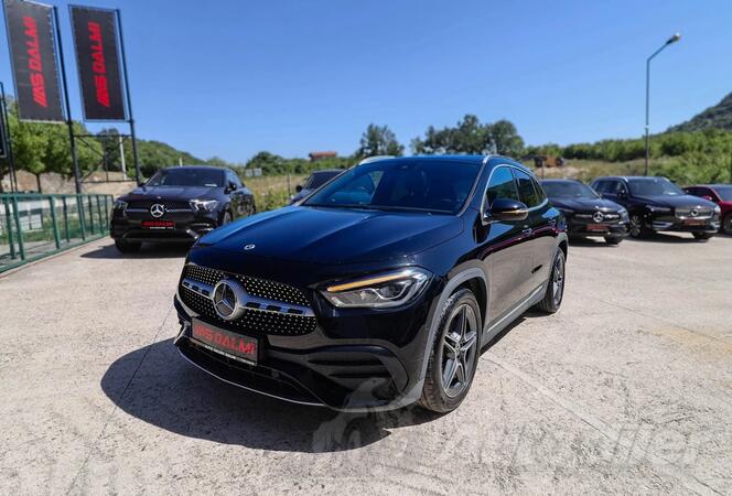 Mercedes Benz - GLA 200 - d 150KS 8G-Tronic 3xAMG LINE FULL-LED WIDESCREEN PANORAMA Kamera ParkAs...