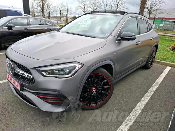Mercedes Benz - GLA 220 - d 4Matic 8G-Tronic EDITION 1 190KS MULTIBEAM LED PANORAMA WIDESCREEN DI...