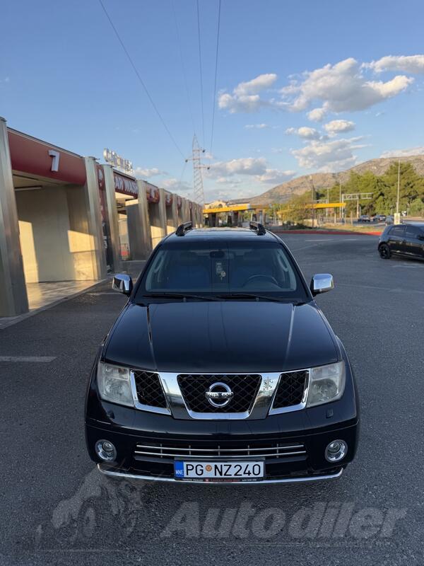 Nissan - Pathfinder - 2.5 dci