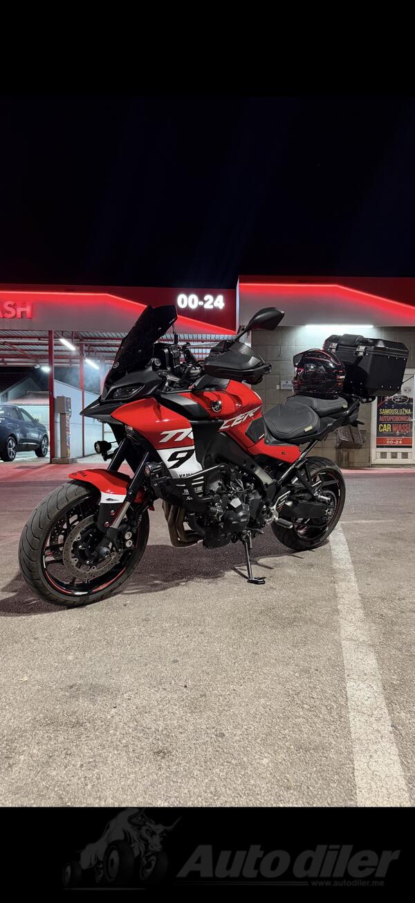 Yamaha - tracer 900
