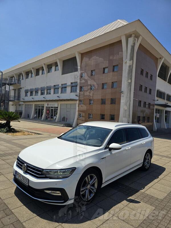 Volkswagen - Passat - 8.5 R-line