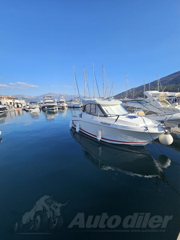 Beneteau - 680