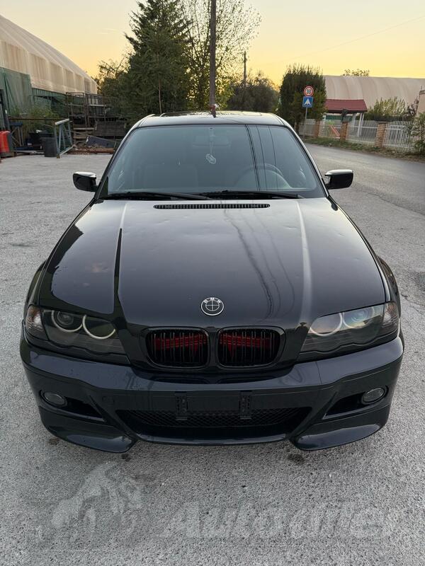 BMW - 320