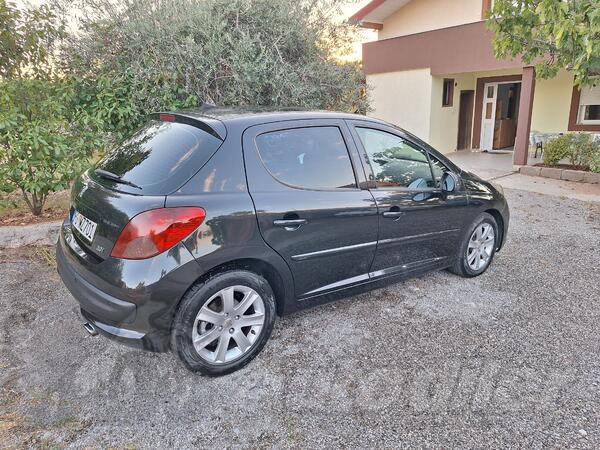 Peugeot - 207 - 1.6hdi