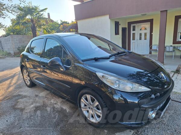 Peugeot - 207 - 1.6hdi
