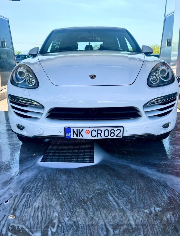 Porsche - Cayenne - 3.0