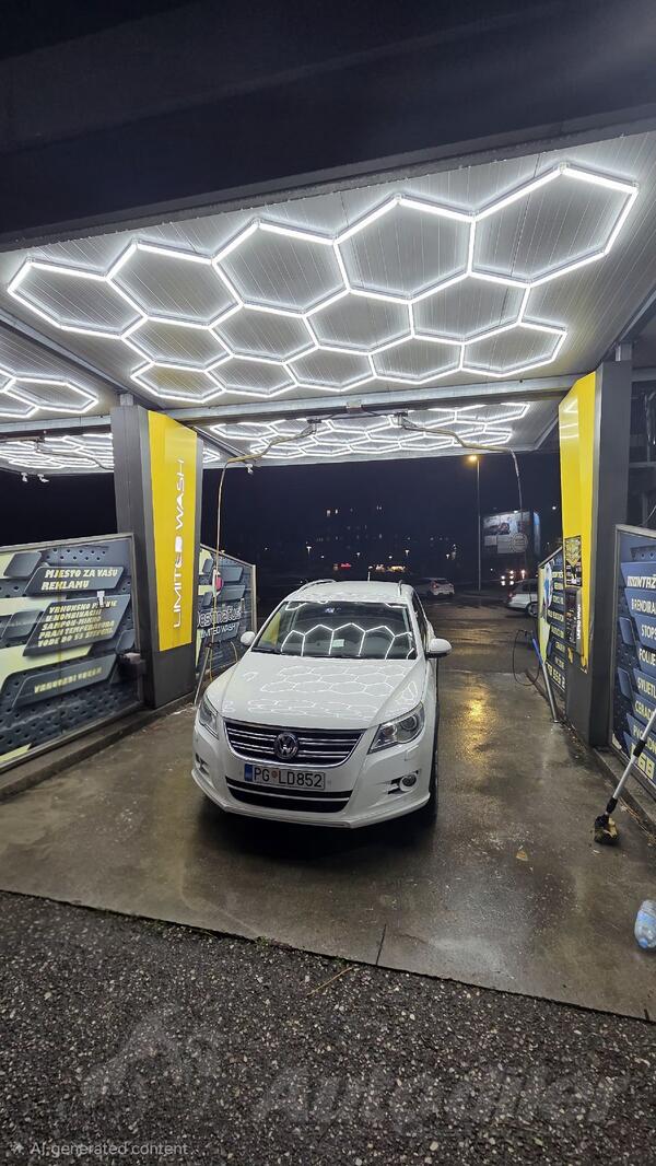 Volkswagen - Tiguan - 2.0 TDI