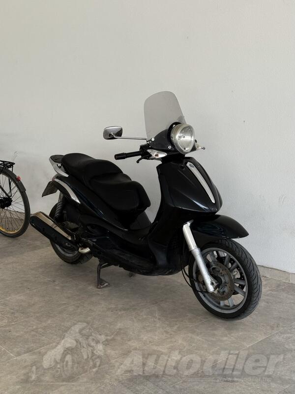 Piaggio - beverly 500