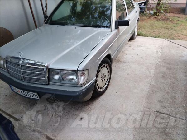 Mercedes Benz - 190 - 1.8