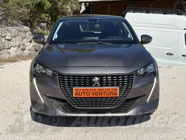 Peugeot - 208 - 1.2//AUTOMATIC//PUTNICKI//09.2021god
