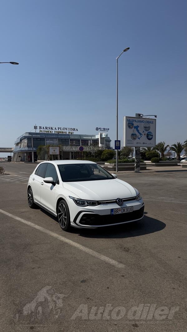 Volkswagen - Golf 8 - 2.0 tdi