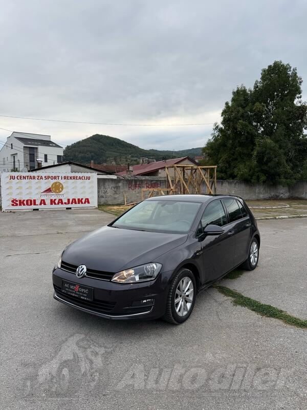 Volkswagen - Golf 7 - 2.0 TDI