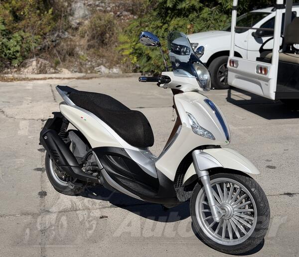 Piaggio - Beverly