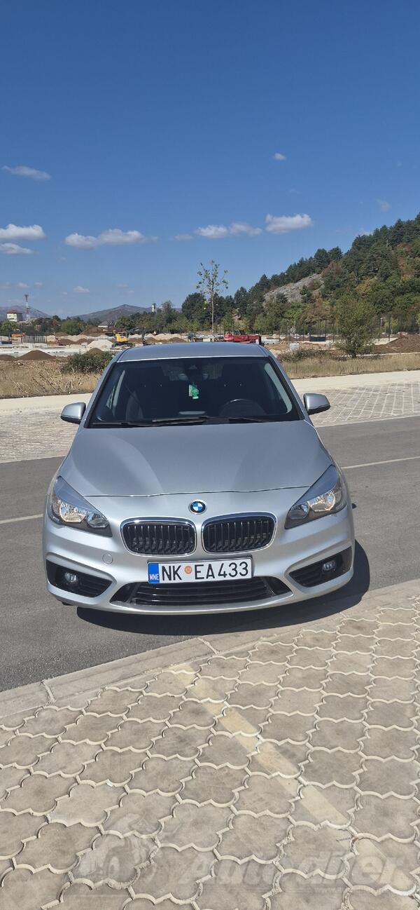 BMW - 218 - 218 b