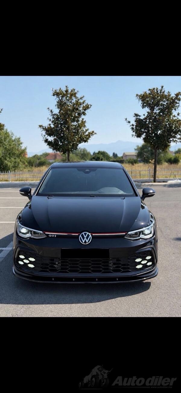 Volkswagen - Golf 8 - GTI